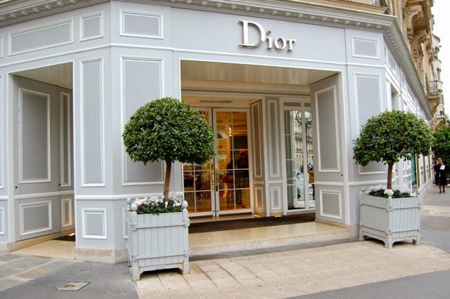 DIOR