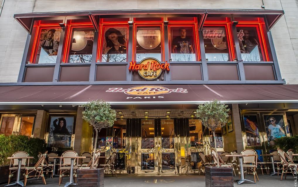 HARD ROCK CAFÉ