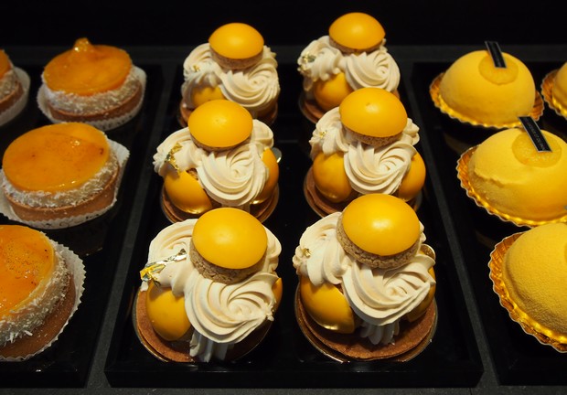 Des Gâteaux et du Pain